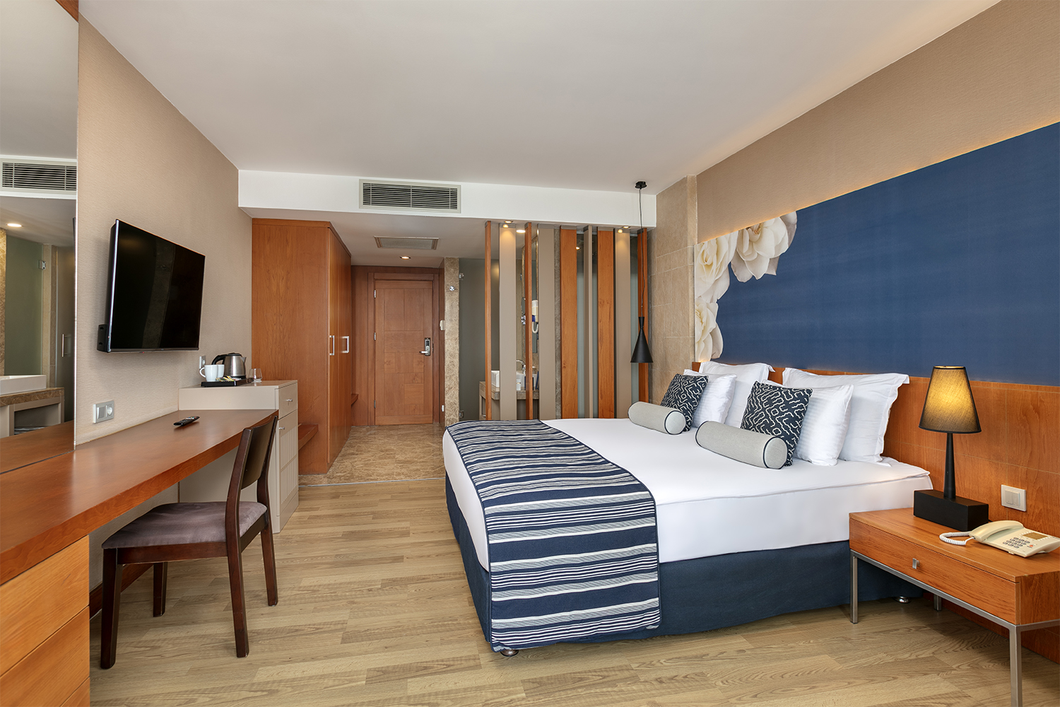Standard Room Side Sea View 1