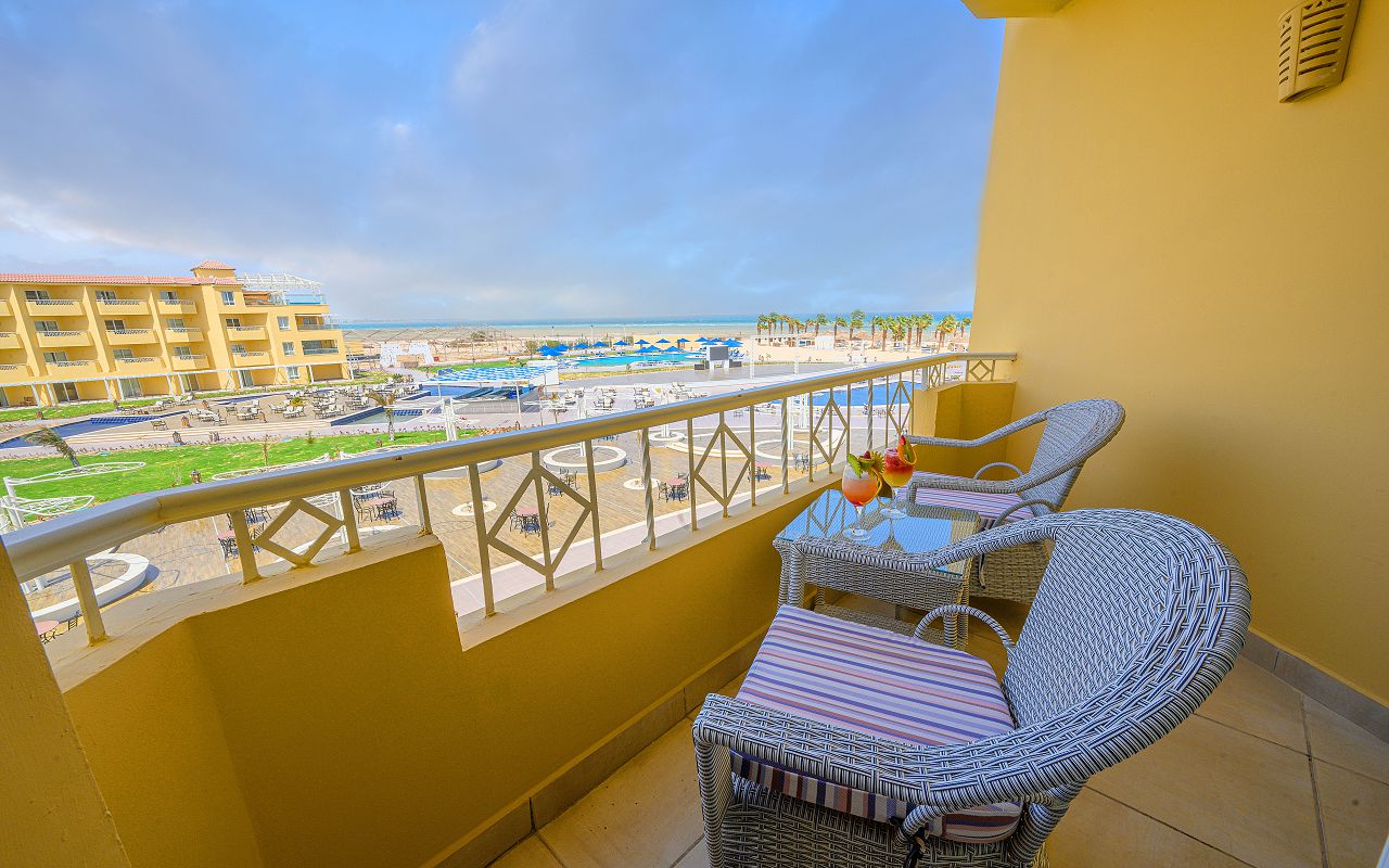 Standard Sea View 1