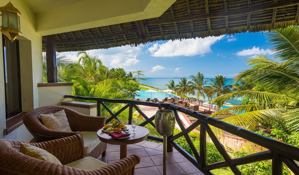 Deluxe Ocean View 3