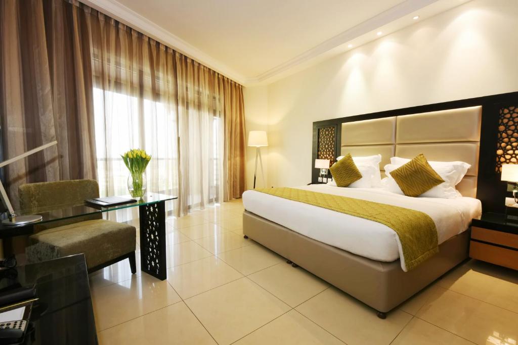 1 Bedroom Suite 3
