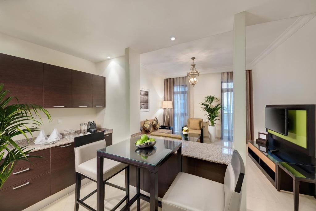 2 Bedroom Suite 3