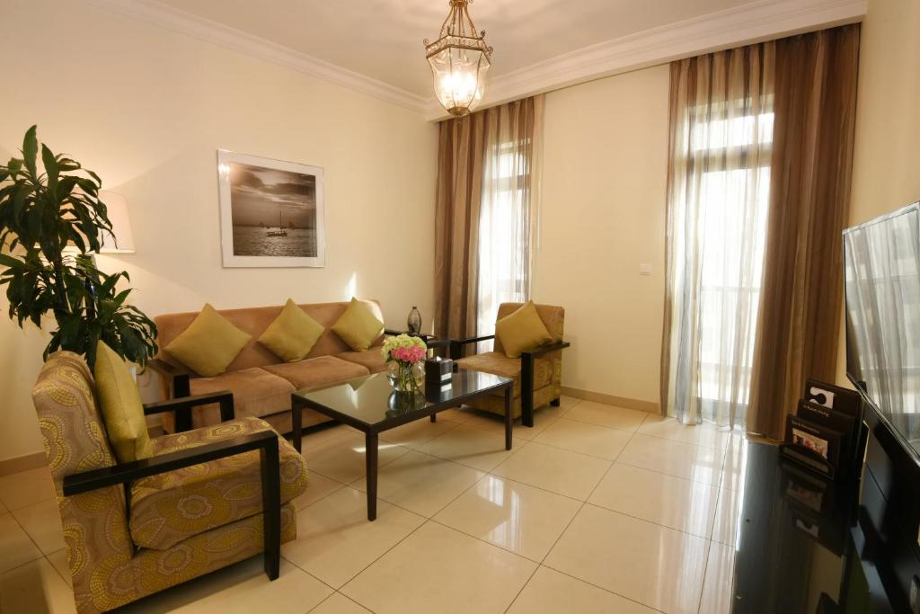 2 Bedroom Suite 4