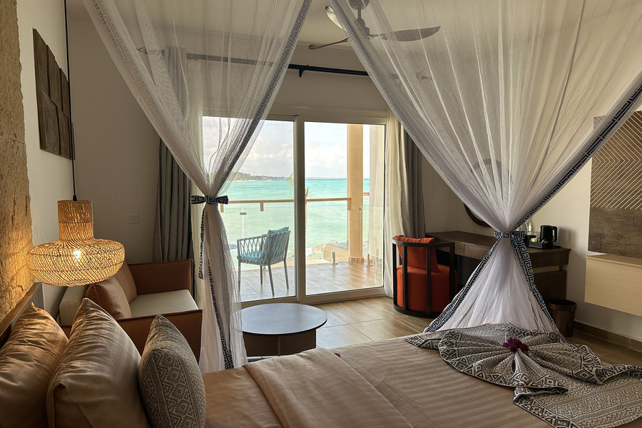 Ocean Front Room 1