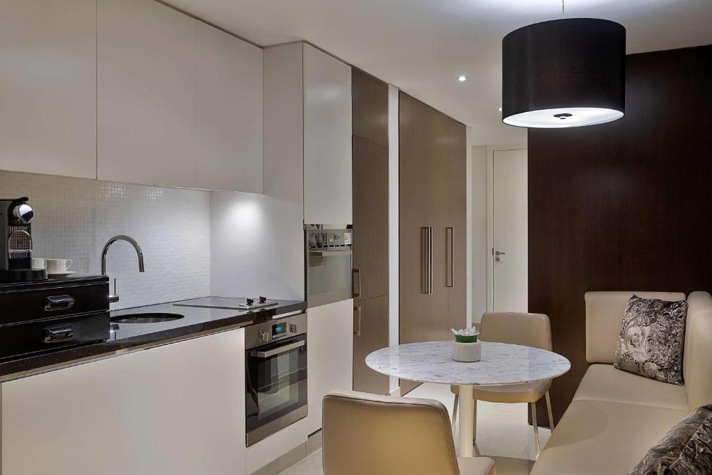 Studio Apartment Sea View 3