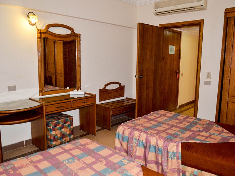 Family Garden View Room 2