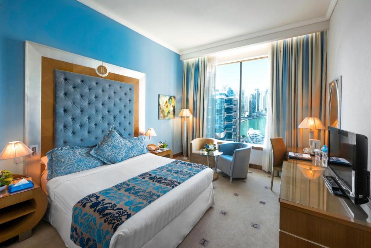 Deluxe Room City View 1