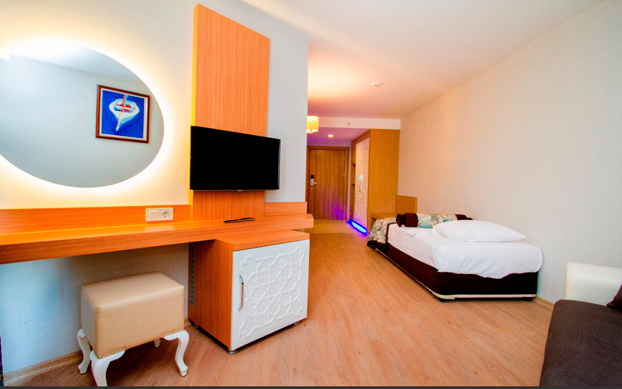 Family Suite Room 2