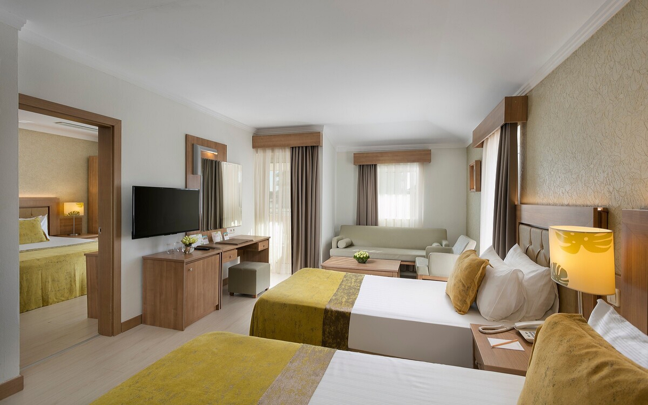 Family Suite Room 1
