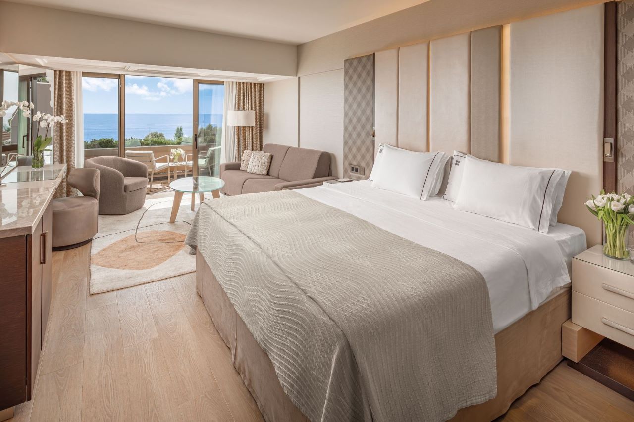 Family Room Sea View 1