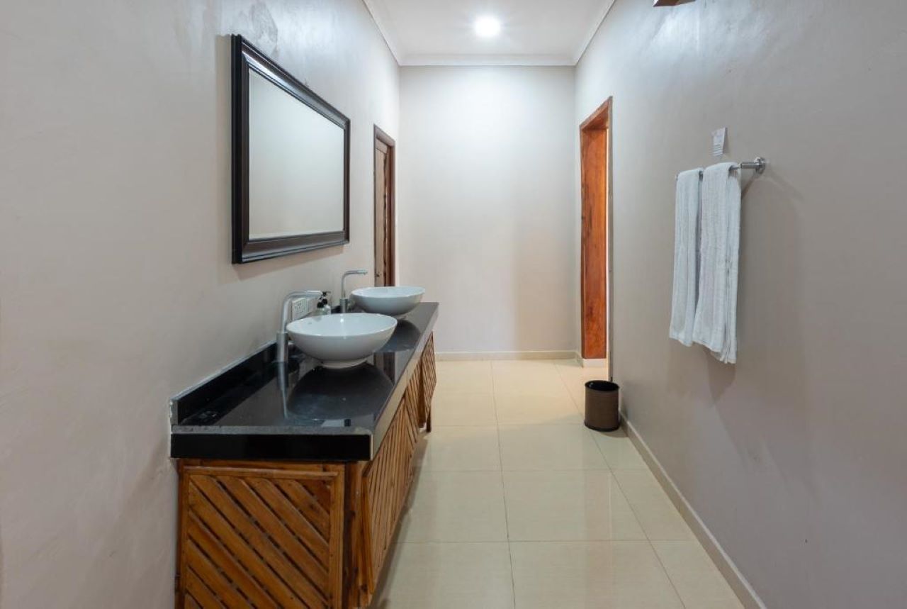 Luxury Suite With Private Pool 3