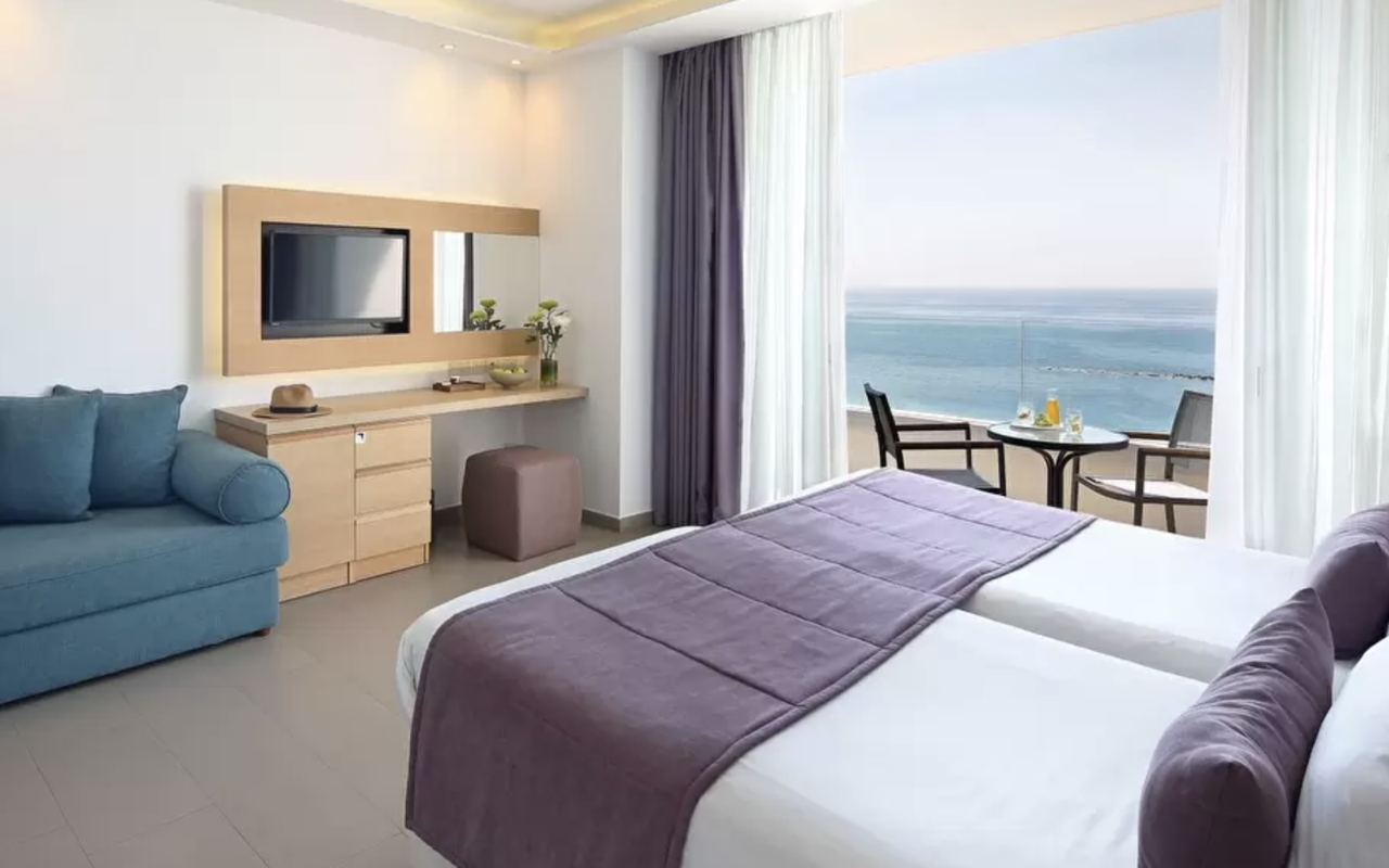 Deluxe Sea View Room 1