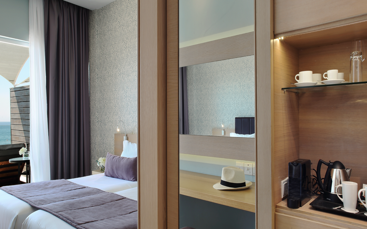 Deluxe Sea View Room 4