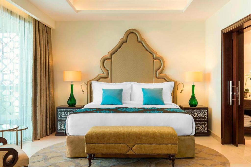 Al Dana Suite 2
