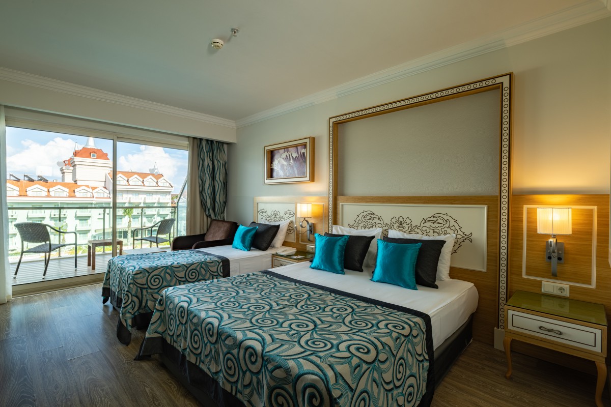Standard Room Land View 1