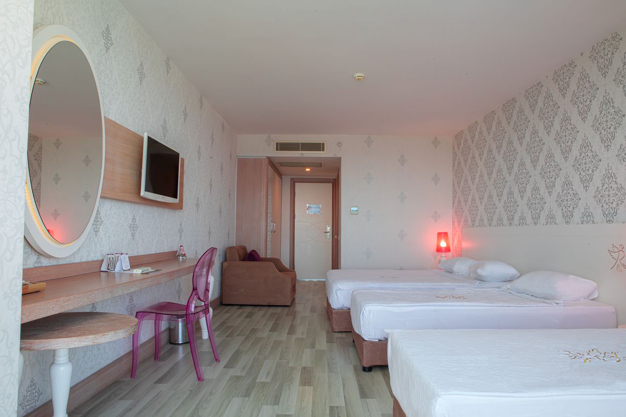 Superior Room Land View 2