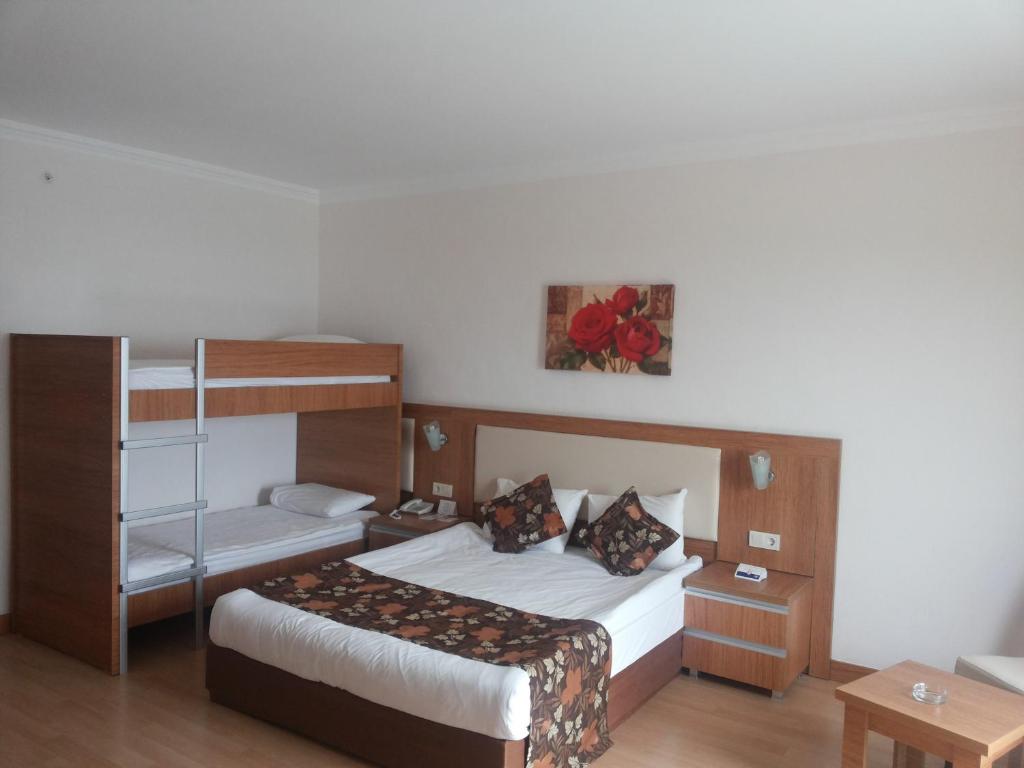 Family Room Bunkbed 1
