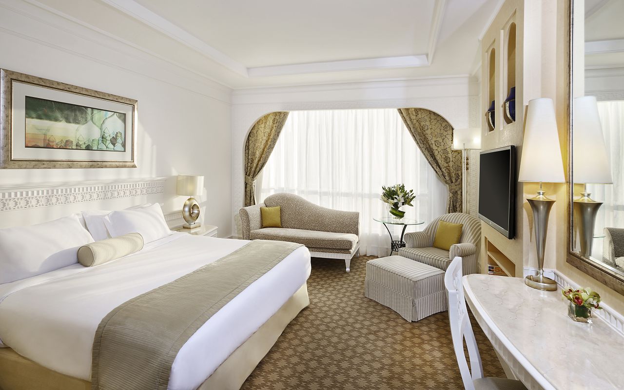 Premium Family Room 3