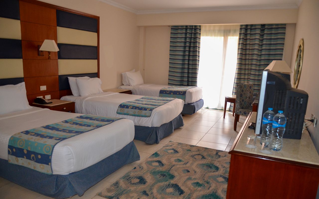Superior Pool View Room 2