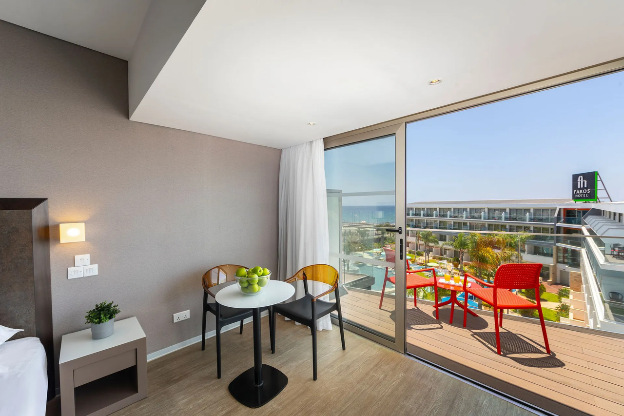 Double Room Sea View 2