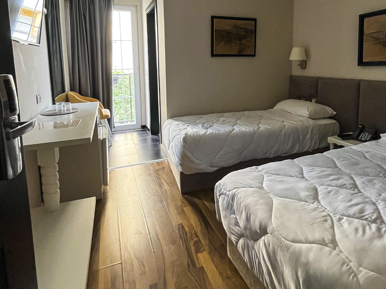 Standard Twin Room 1