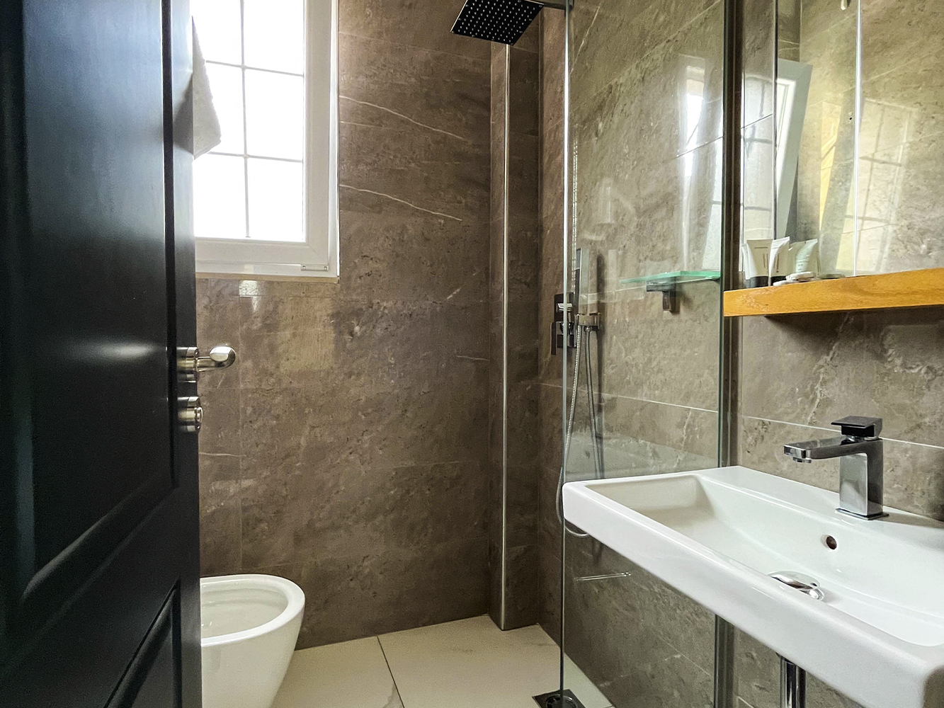 Standard Twin Room 2