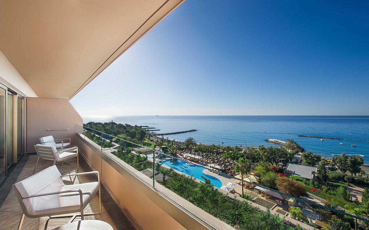 Penthouse Suite Sea View 2