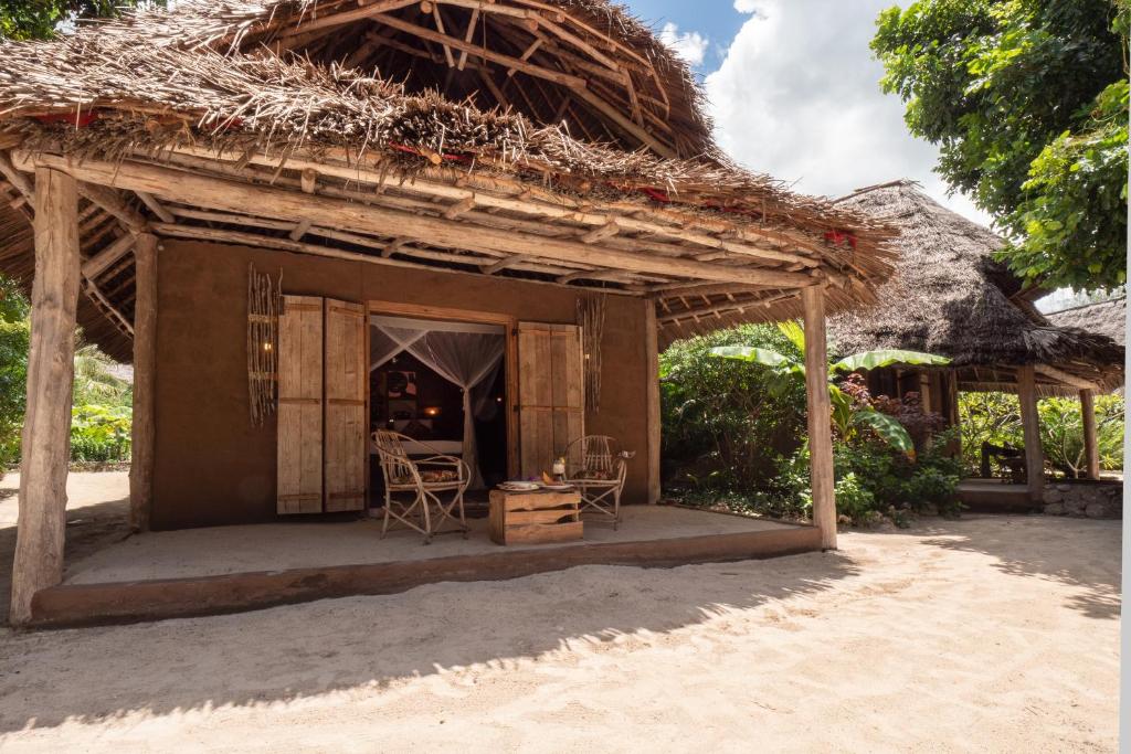 Moon Bungalow 1