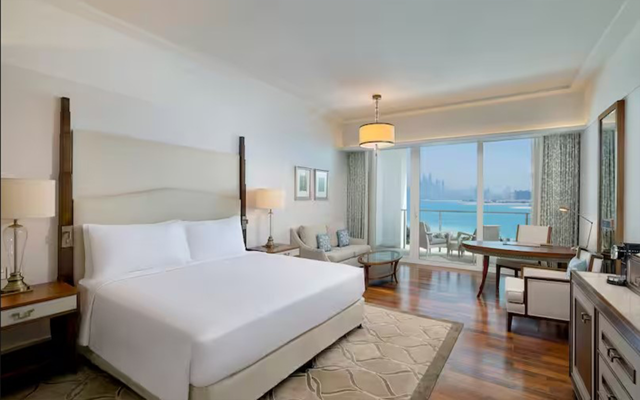 King Deluxe Palm Sea View 2