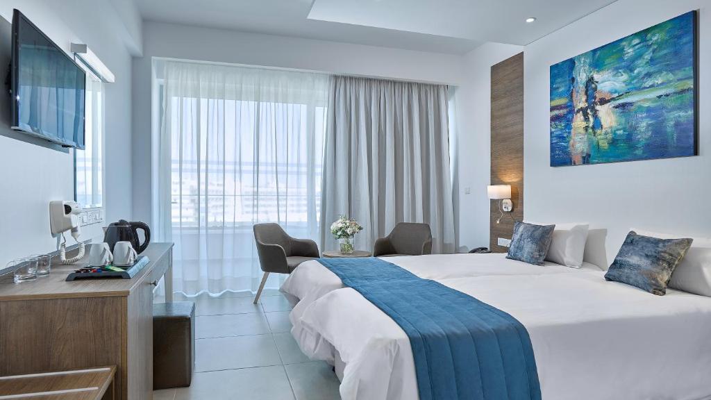 Double Room Side Sea View 1