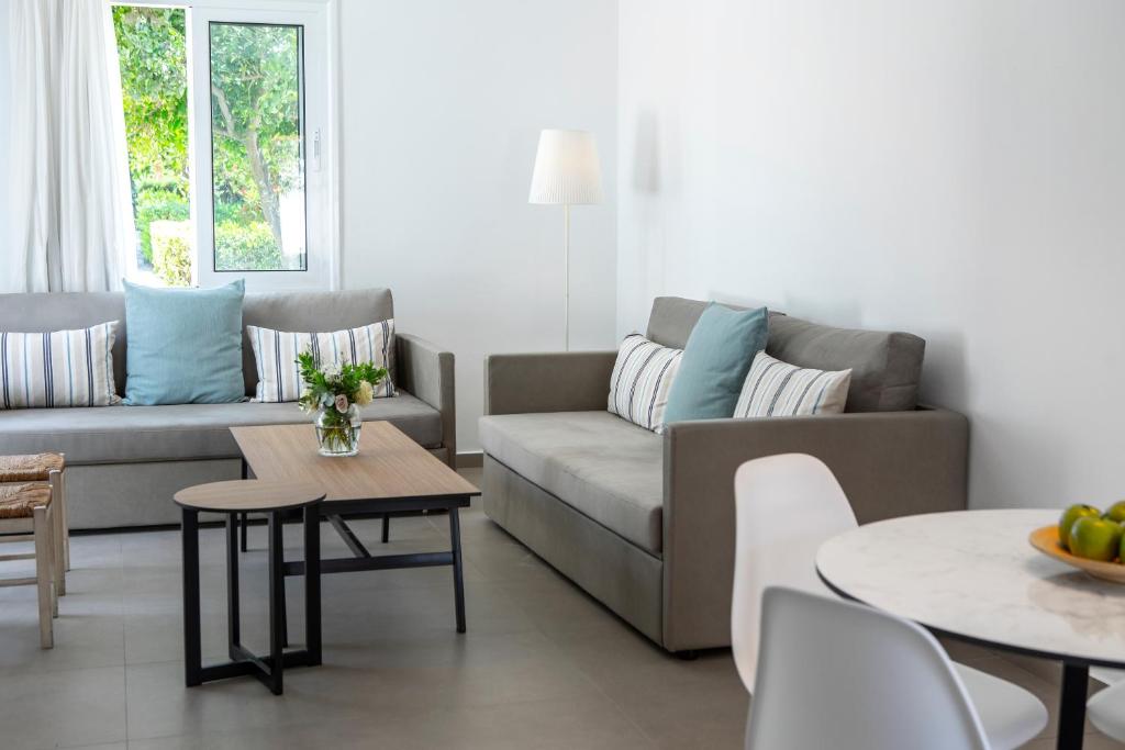 Superior One Bedroom Apartment 4