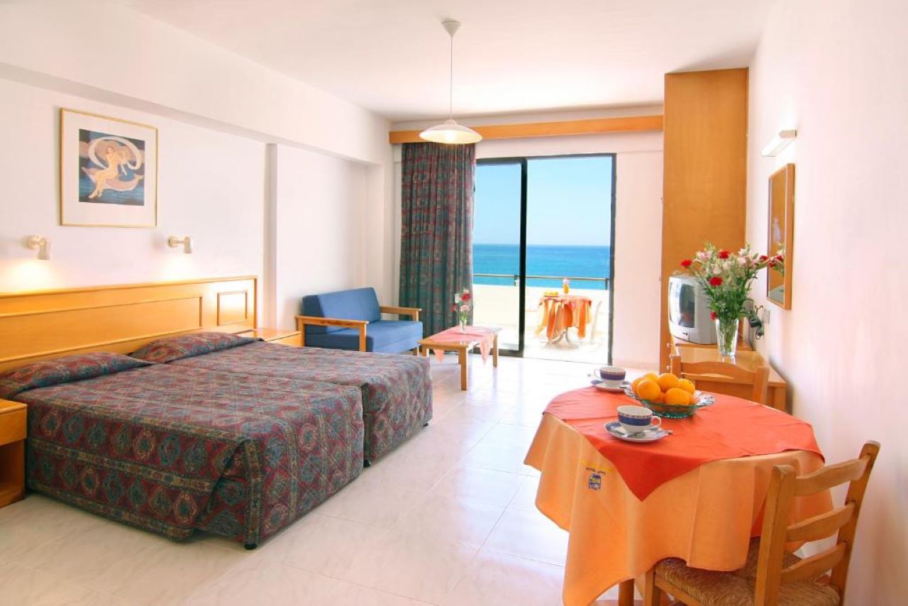 Studio Limited Sea View 1
