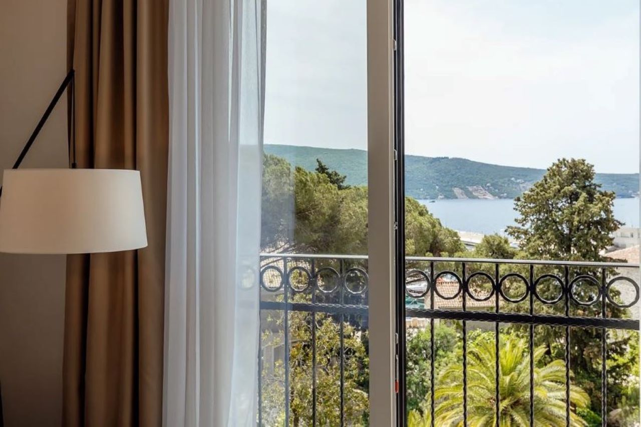 Superior Sea View With Balcony 3