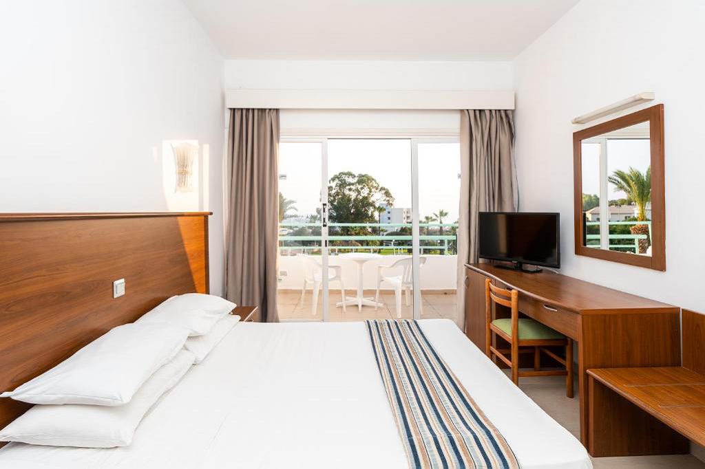 Twin Room Side Sea View 1