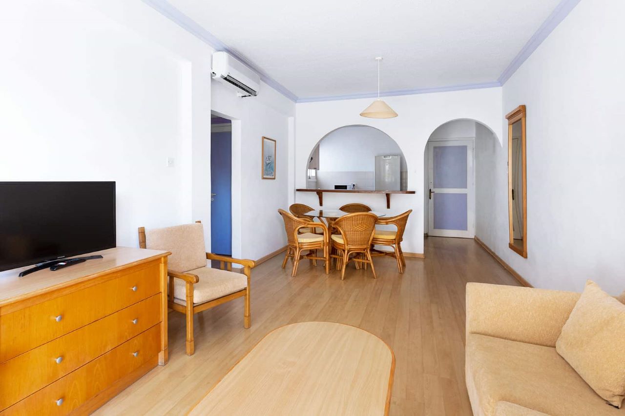 Two Bedroom Apartment Inland View 2