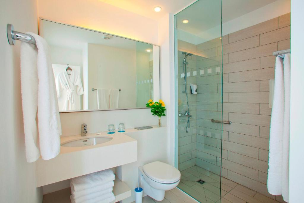 Superior Studio Apartment Inland View 4