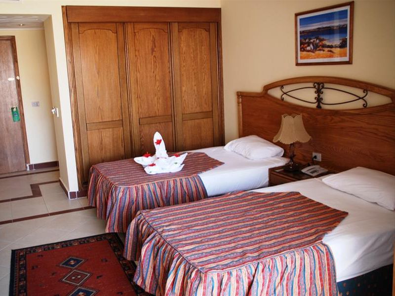 Family Pool View Room 1