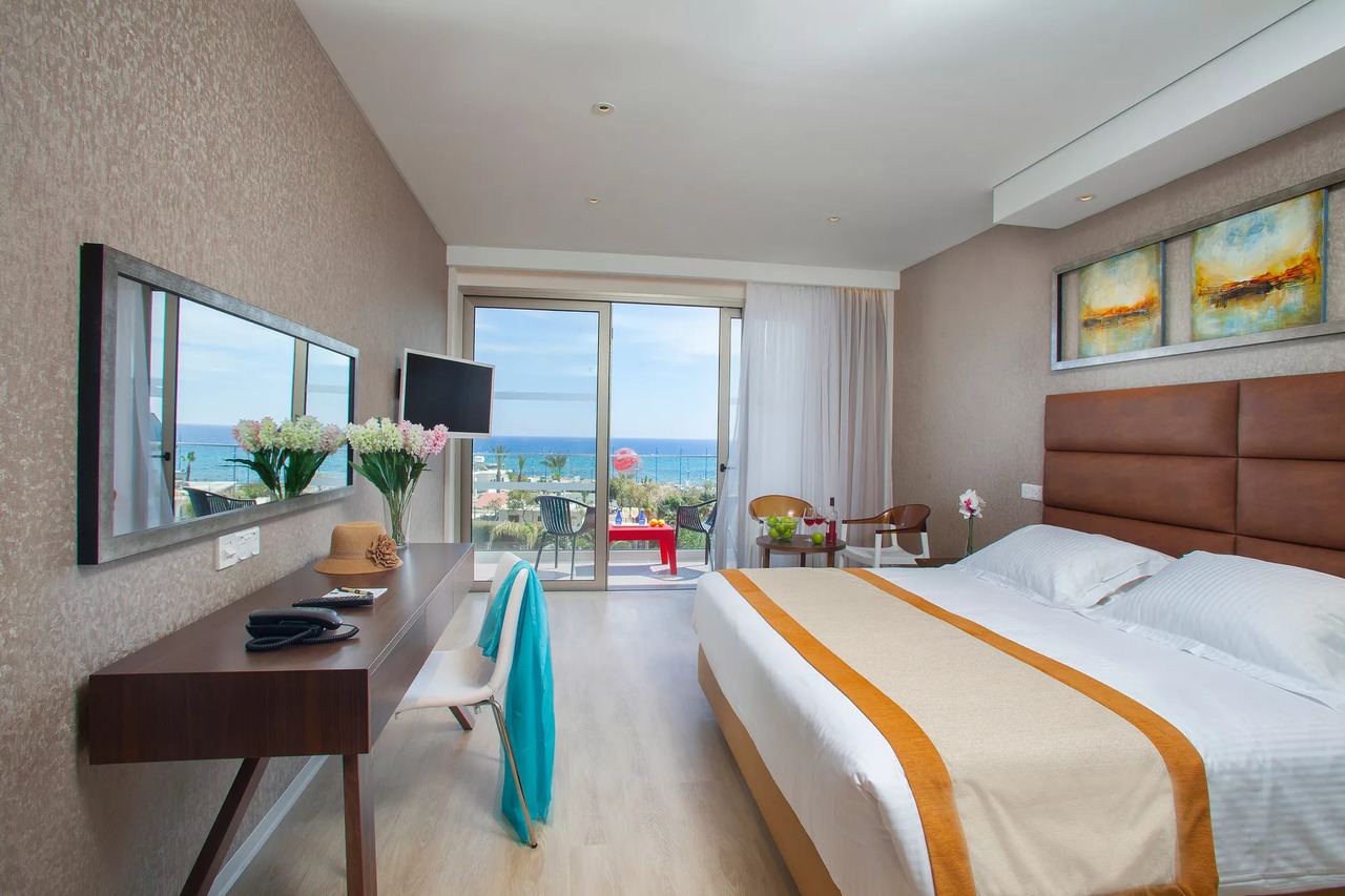 Superior Double Room Sea View 1