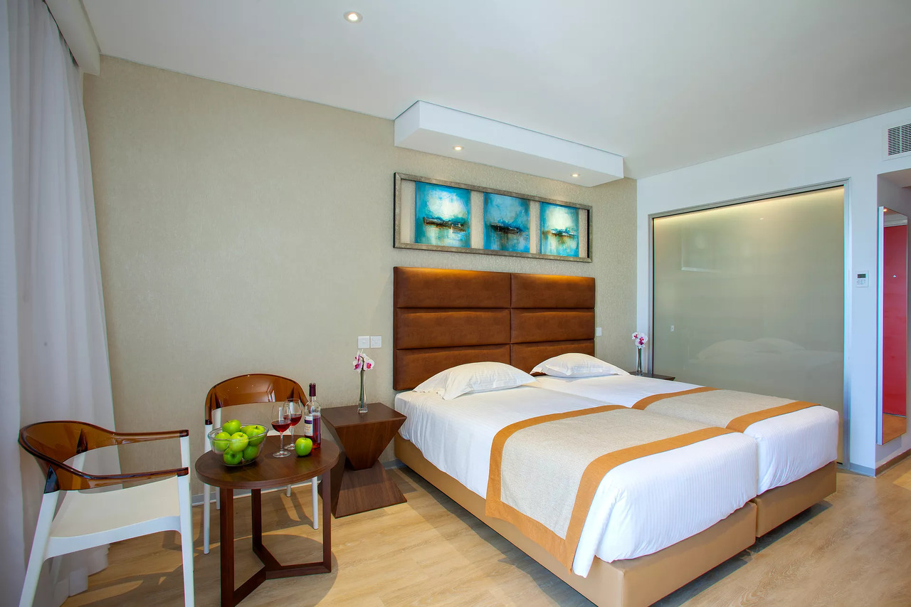 Superior Double Room Sea View 2