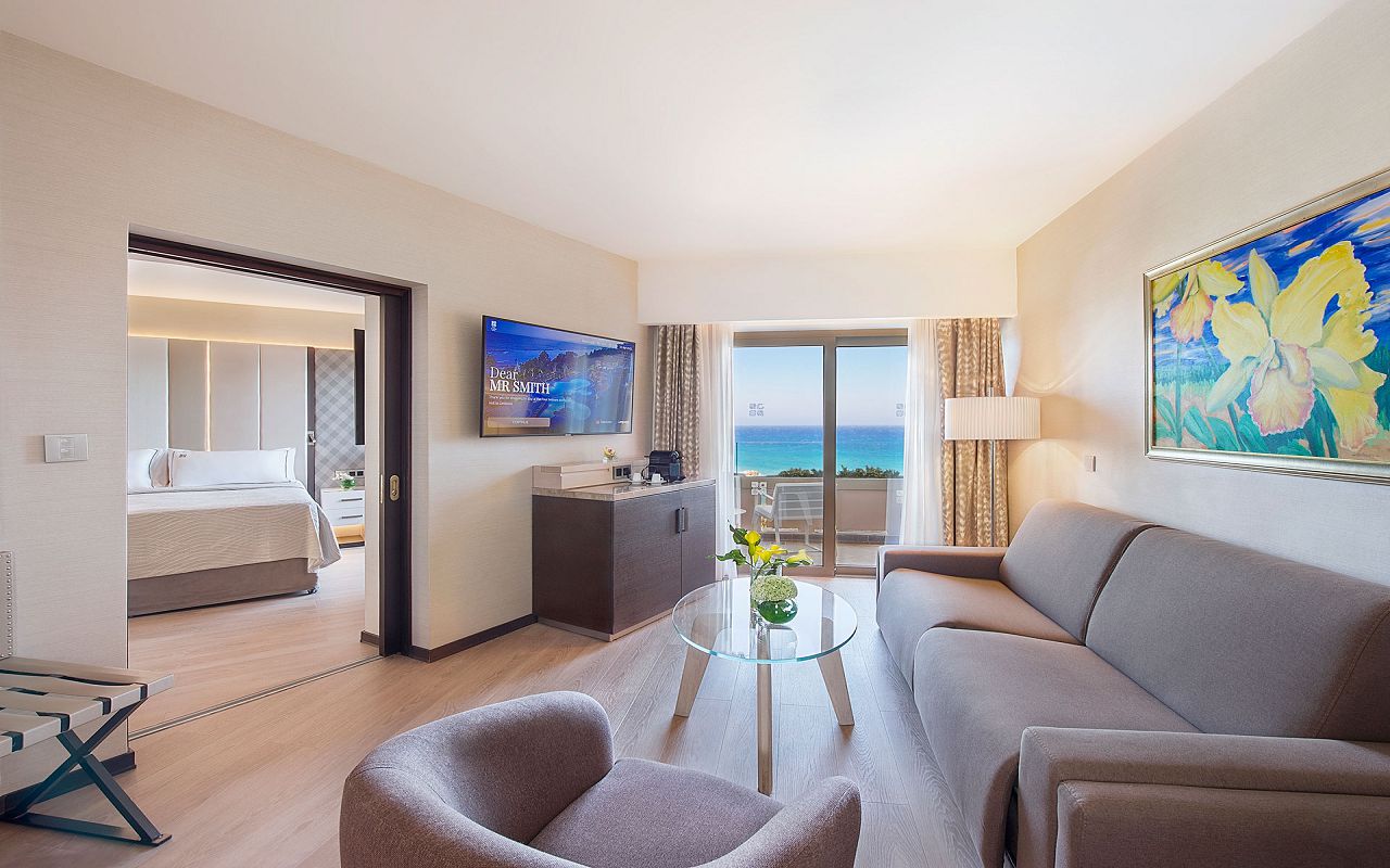 Junior Family Suite Sea View 1