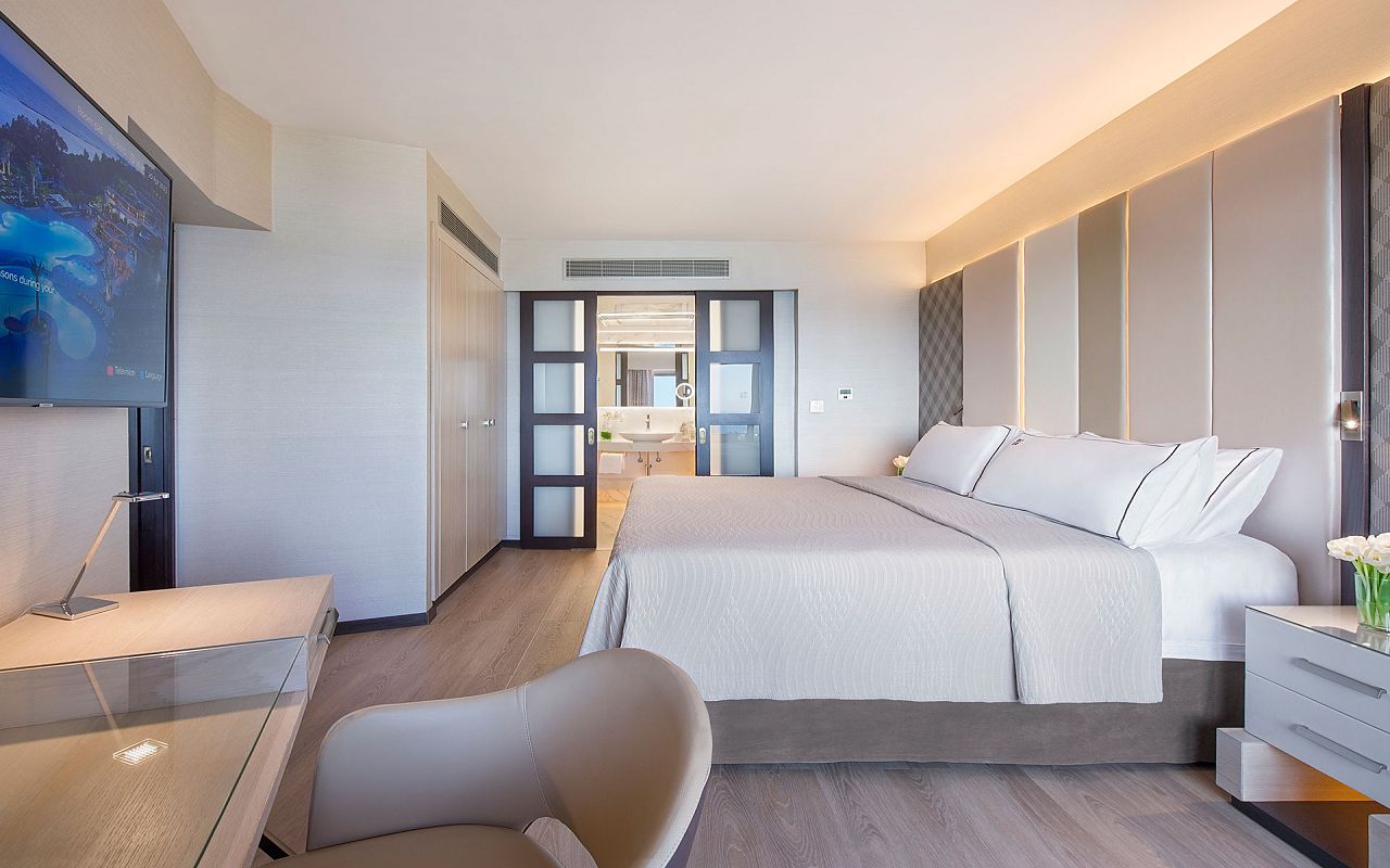Junior Family Suite Sea View 2