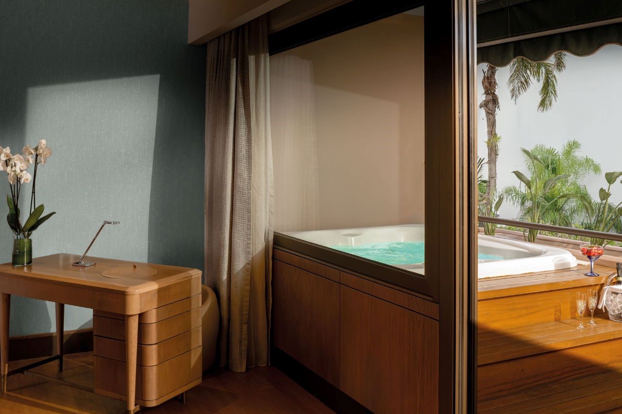 Garden Studio Upper Floor- Outdoor Jacuzzi - Adults Only 3