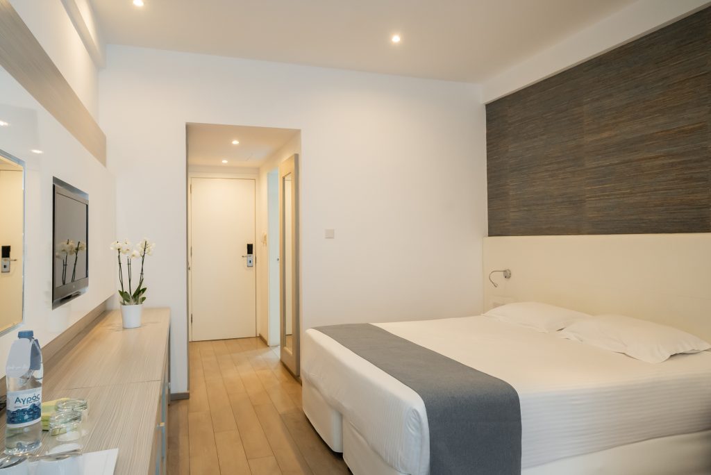 Family Junior Suite Inland View 1