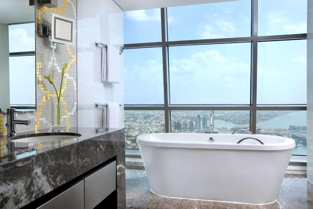 Premier Family Room Sea View 3