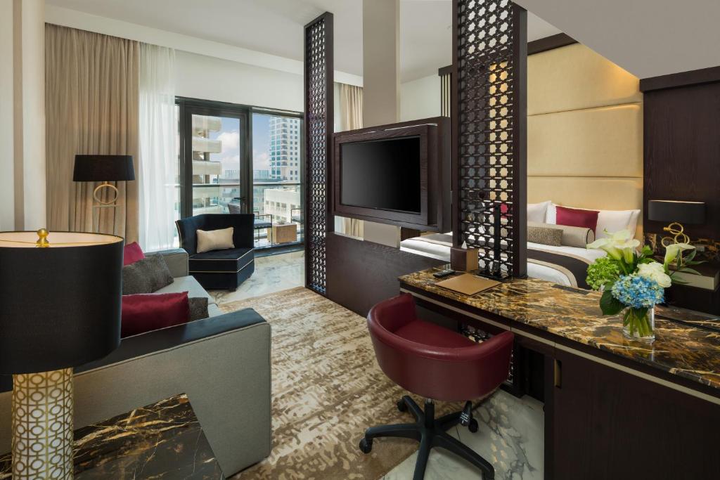 Executive Place 2