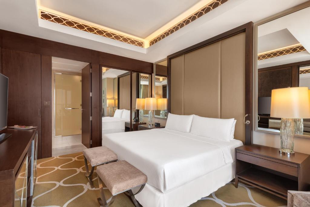1 Bedroom Panoramic Suite 1