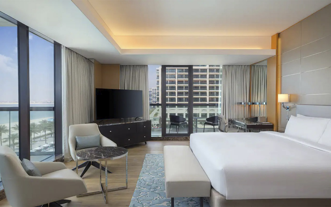 1 Bedroom King Suite with Sea View 1