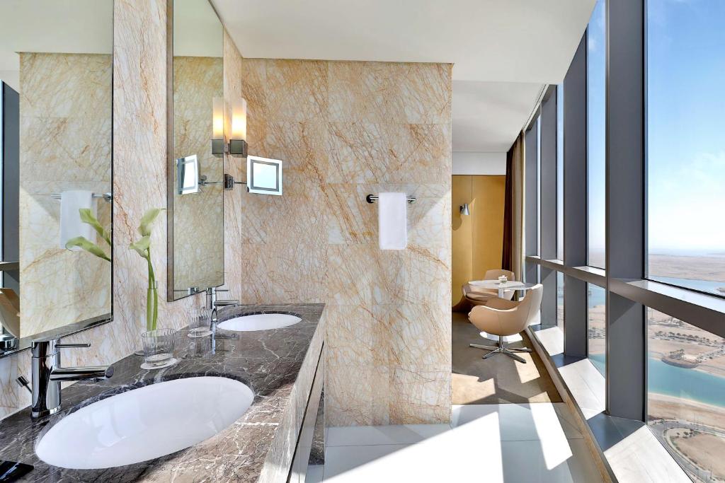 Family Deluxe Room With Sea Vew 3