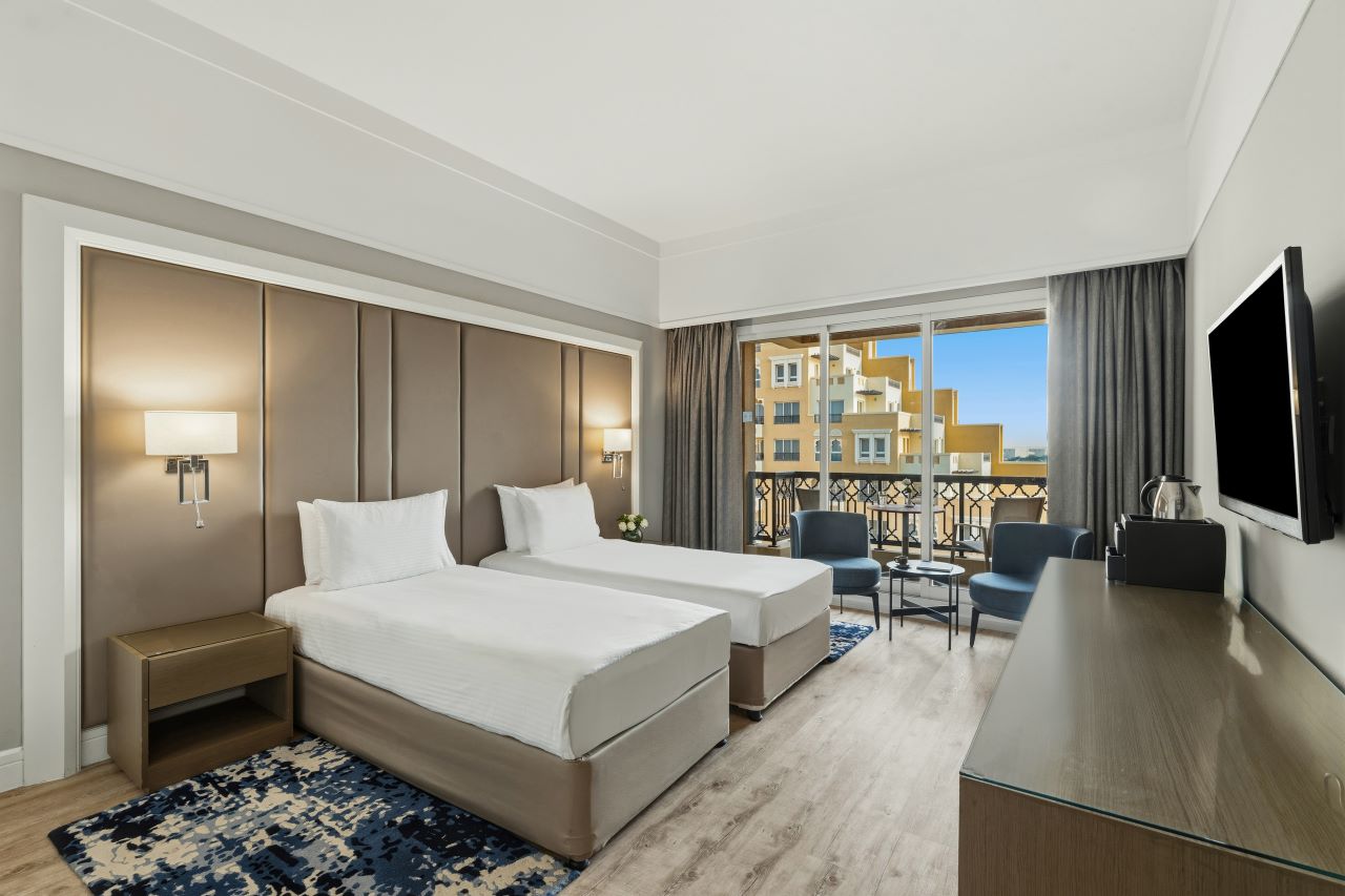 Interconnecting Family Suite Garden 2
