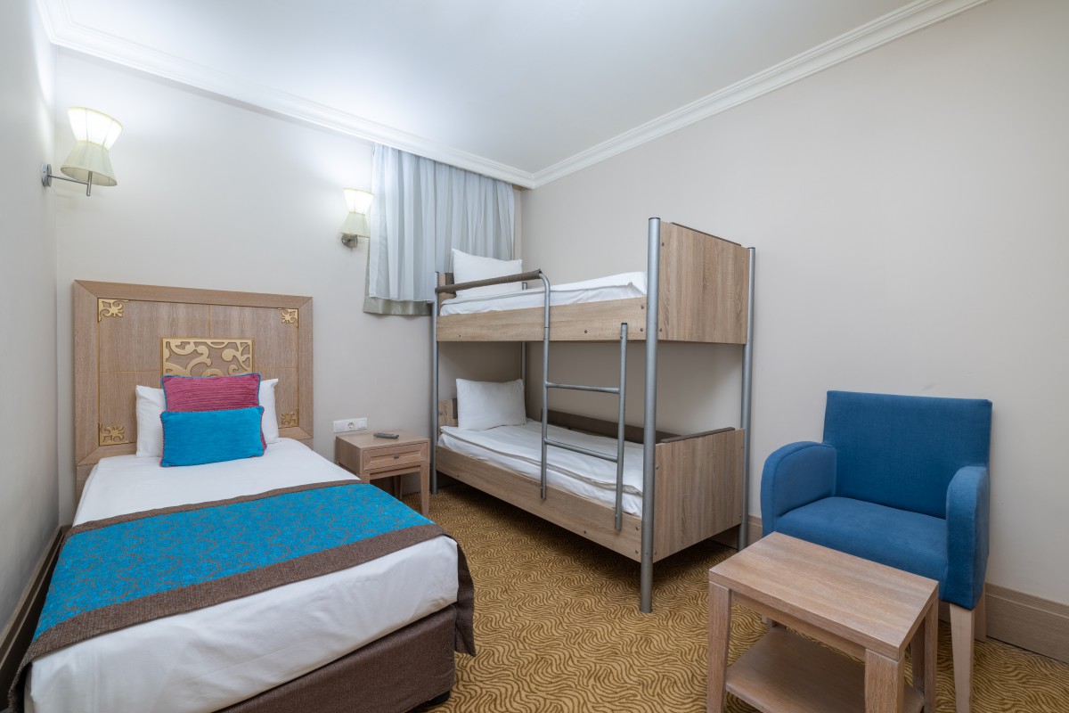 Family Room Land View With Bunkbed 4