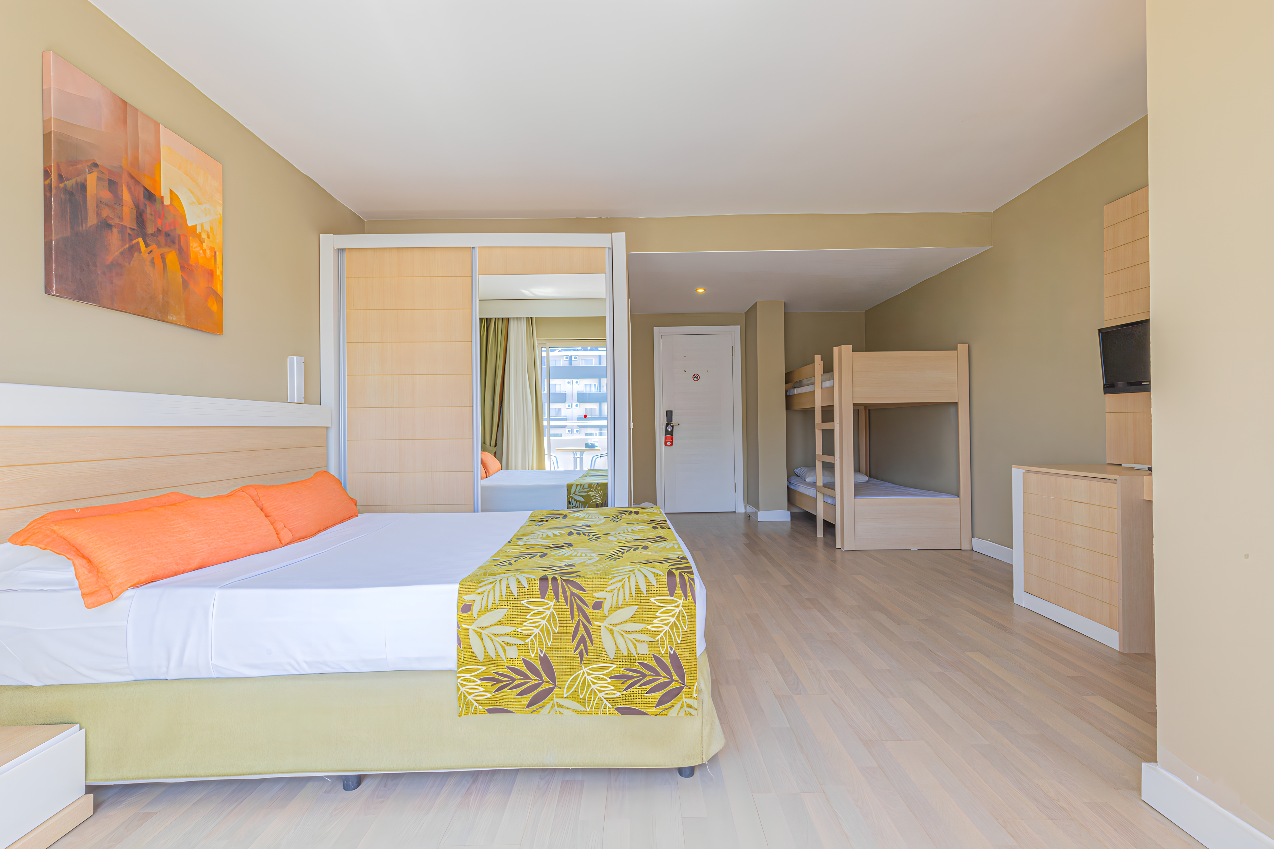 Standard Room With Bunked 1